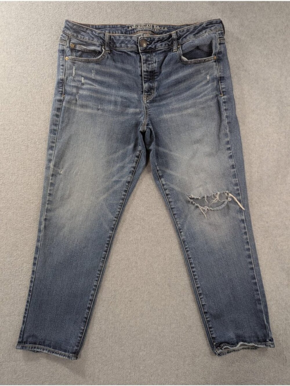American Eagle Outfitters Boyfriend Jeans Womens 16 Blue High Rise Distressed